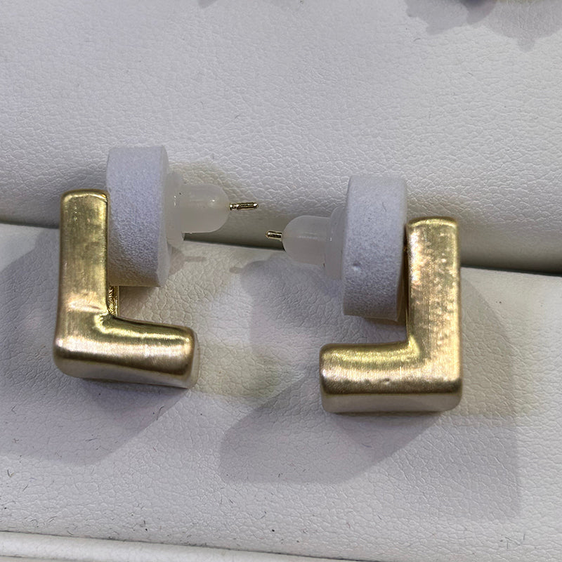 Vivian 22 Golden plated vintage earrings square design alloy copper