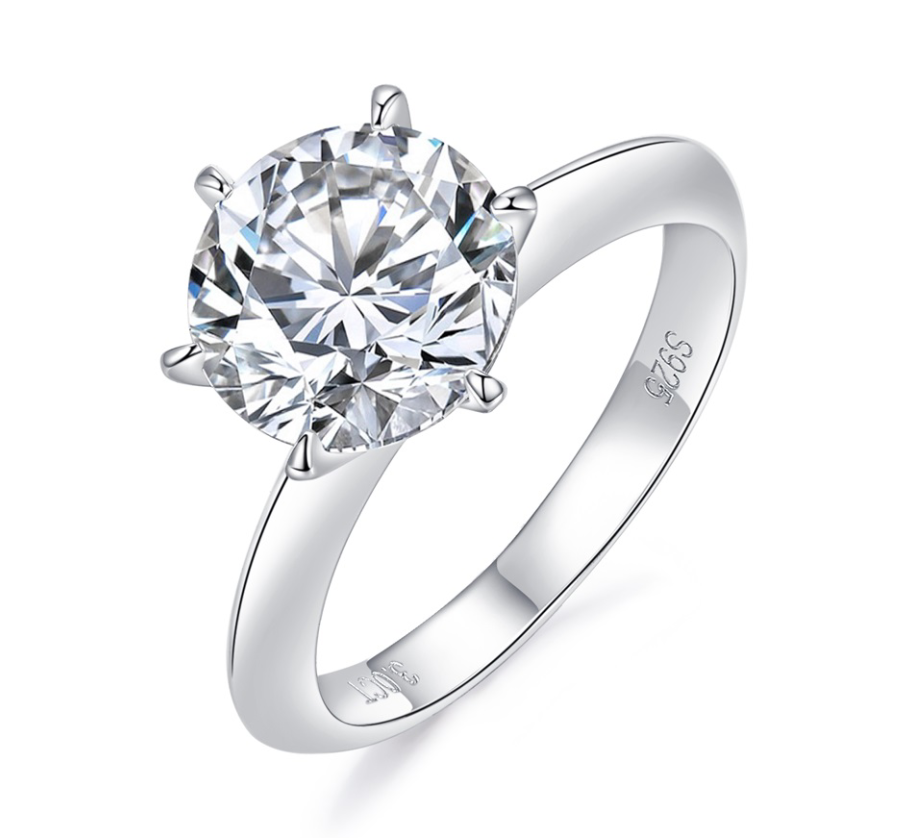 Classic Six-prong S925 Silver Moissanite Diamond Ring