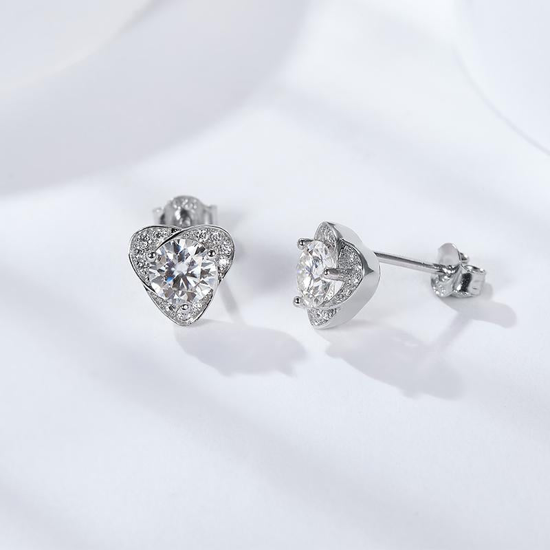A111 S925 Sterling Silver Mossan Diamond Clover Petal Stud Earrings