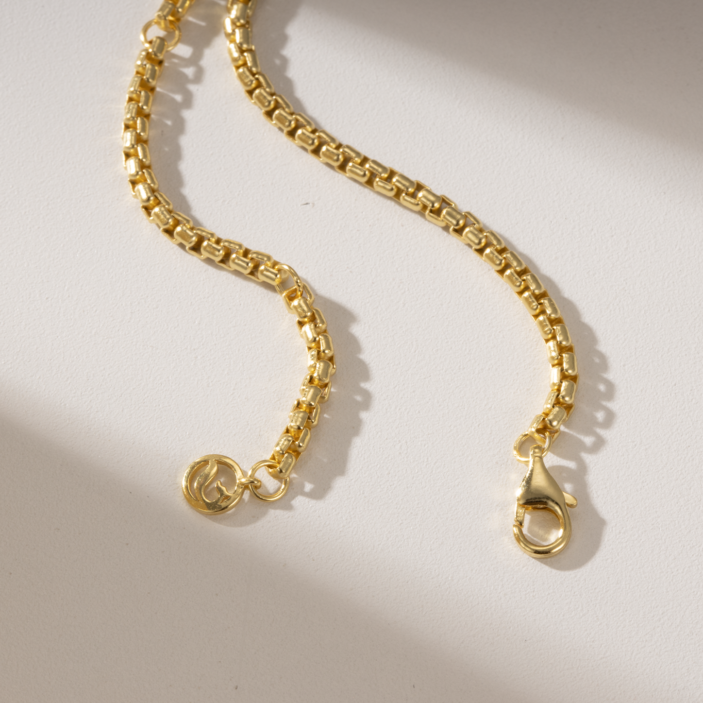 Round Box Chain Necklace