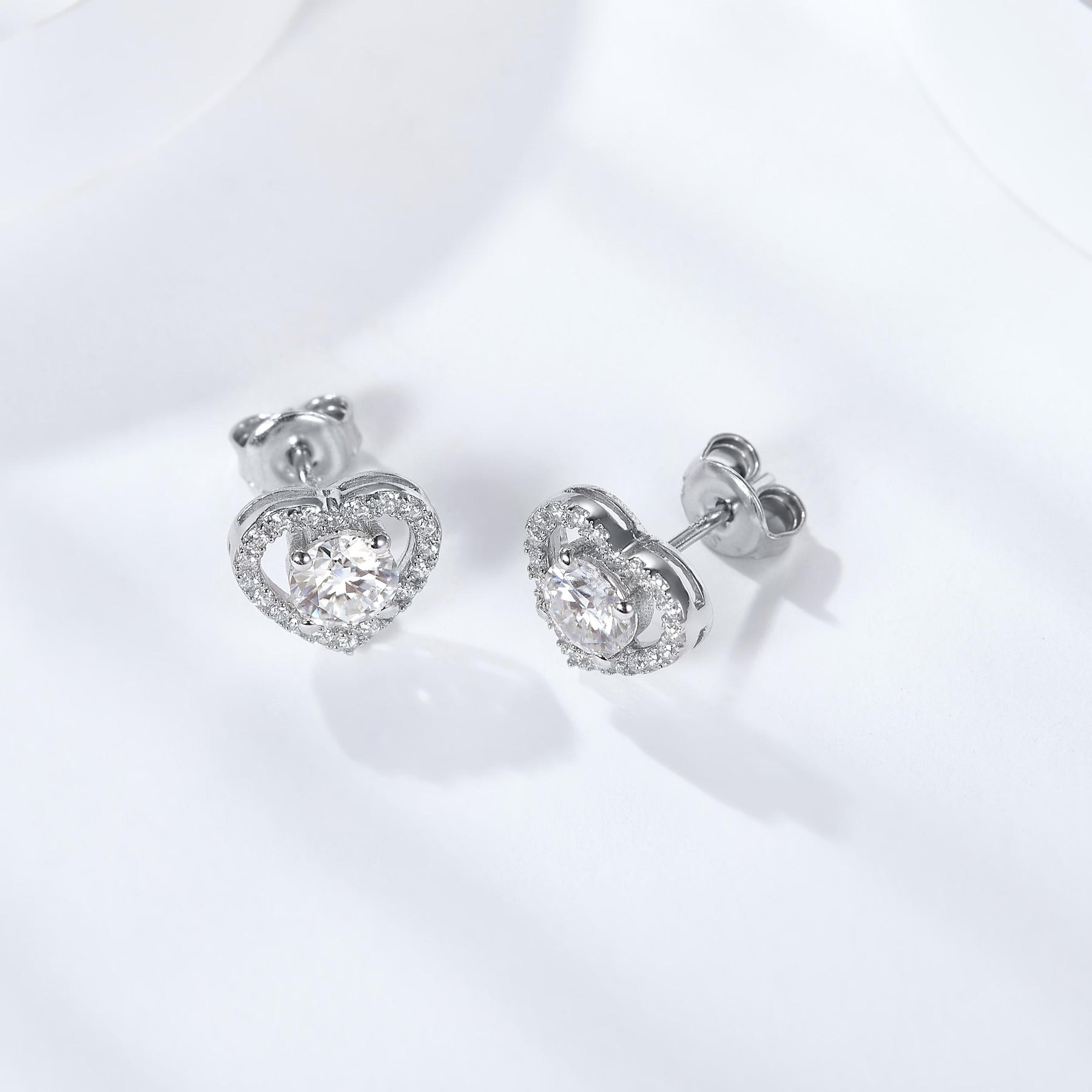 A109-A110 Love at First Sight S925 Silver Moissanite Diamond Earring Studs