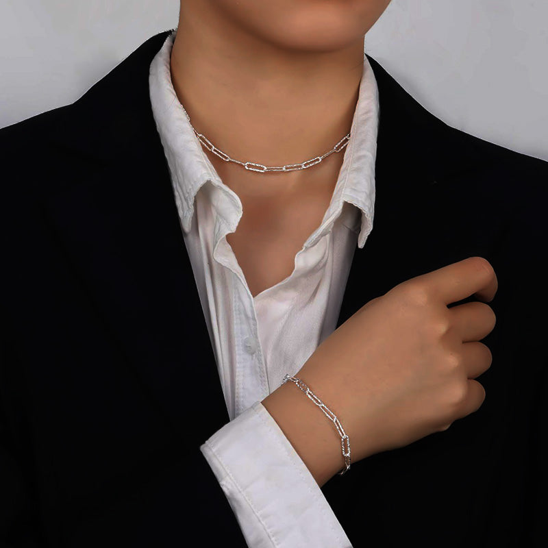 Patterned Choker Necklace