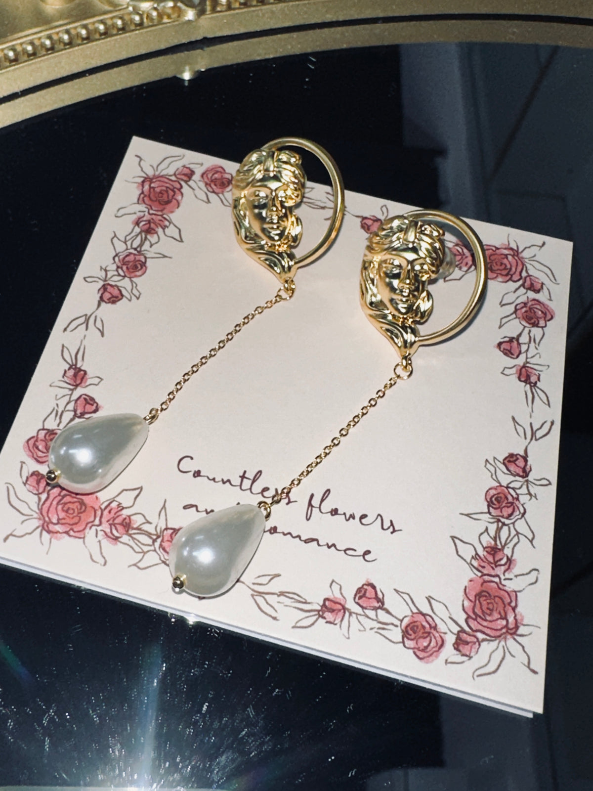 Vivian 35 pearl dangling earrings golden plated alloy  copper