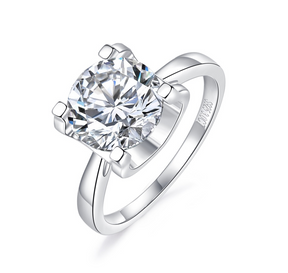 Classic Bull Head S925 Silver Moissanite Diamond Ring