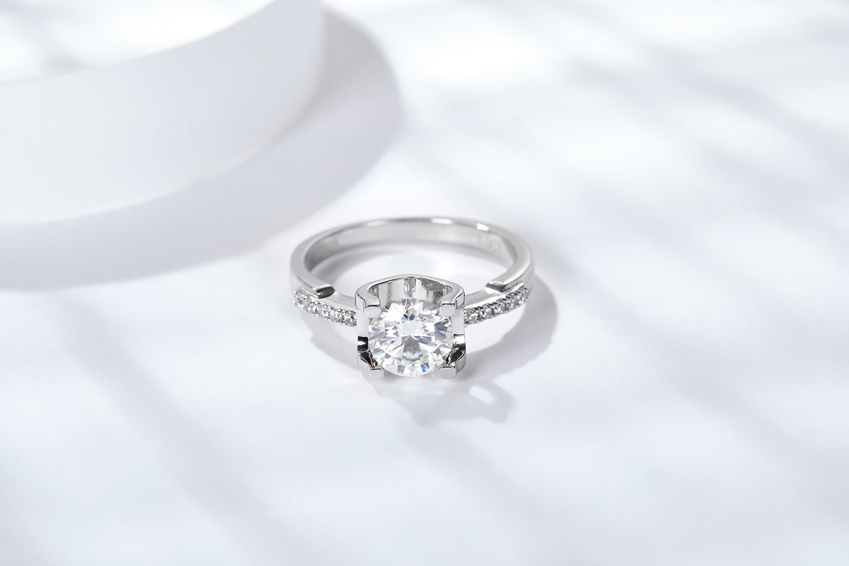 Bull Head S925 Silver Moissanite Diamond Ring