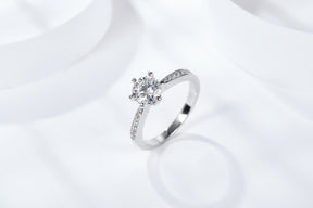Six-prong S925 Silver Moissanite Diamond Ring