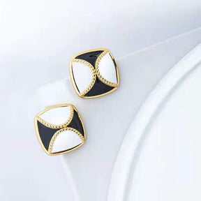 Day and Night Studs