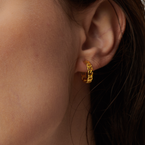 Curb Chain Hoops